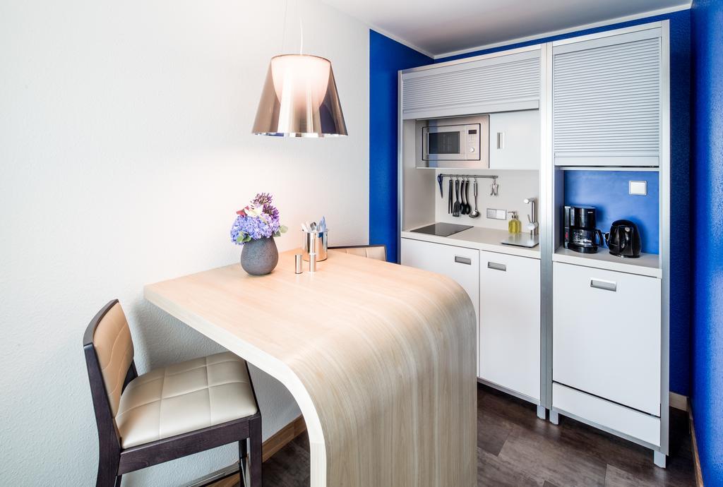 Hotel Global Inn Wolfsbourg Extérieur photo
